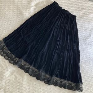 Gauze and Lace Skirt